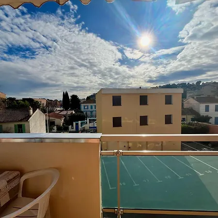 Climatise, 2 Pieces Avec Terrasse, Parking Prive, Proche Et Commerces - Fr-1-226b-178 Cavalaire-sur-Mer