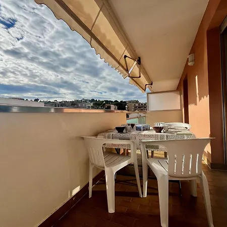 Climatise, 2 Pieces Avec Terrasse, Parking Prive, Proche Et Commerces - Fr-1-226b-178 Apartment *